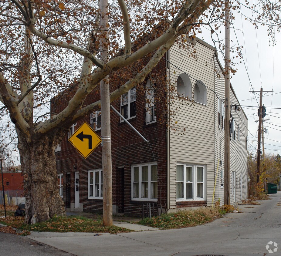 Foto del edificio - 4014 Eastway St