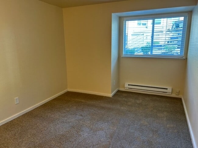 Foto del edificio - 3811 130th Ln SE