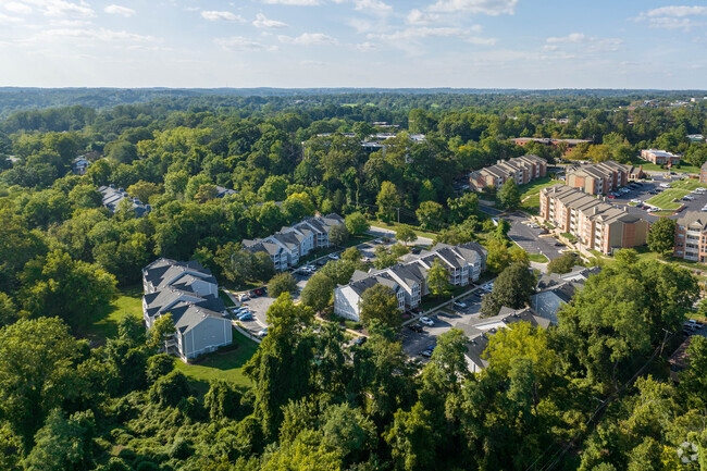 Aerial Photo - 1311 Greenbriar Cir