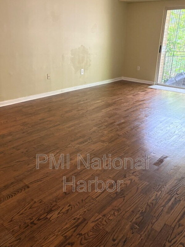 Foto del edificio - 5106 F St SE