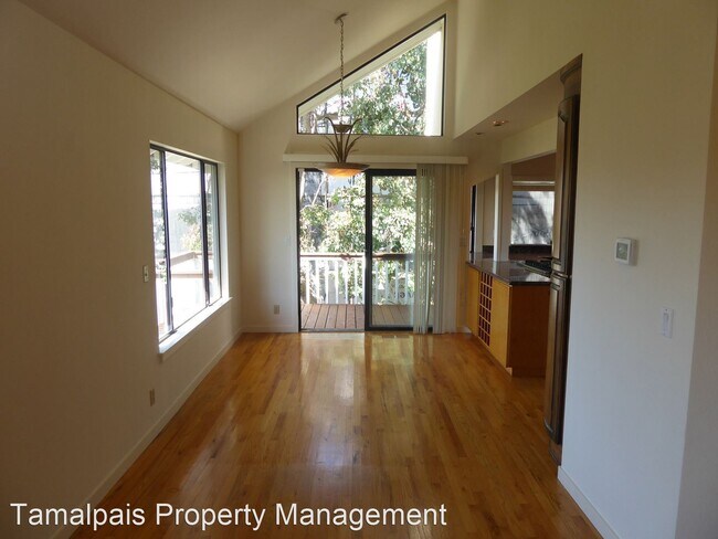 Building Photo - 4 br, 2.5 bath House - 961 W California Av...