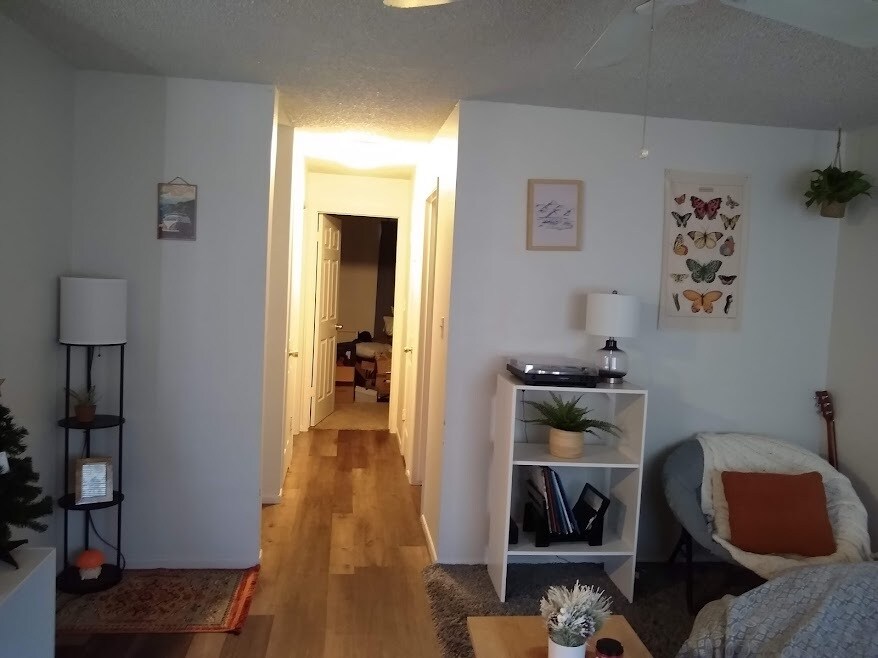 Primary Photo - 2158 Dakota Ave