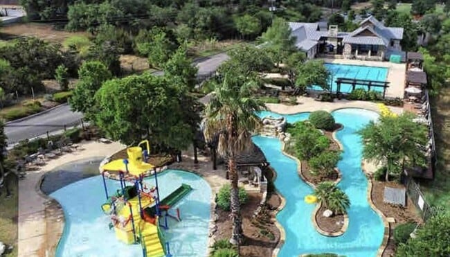 Building Photo - 24719 Resort Pkwy