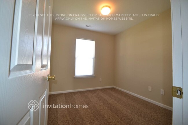 Foto del edificio - 9409 Dewey Dr