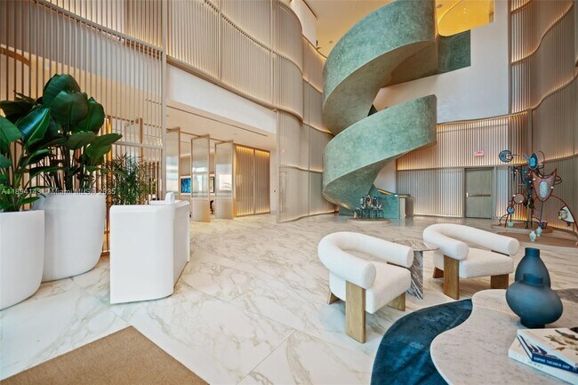 Foto del edificio - 900 N Ocean Blvd