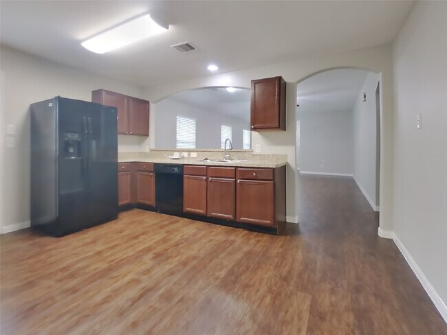 Foto del edificio - 21419 Palma Grove Way