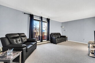 Building Photo - 10609 102 St