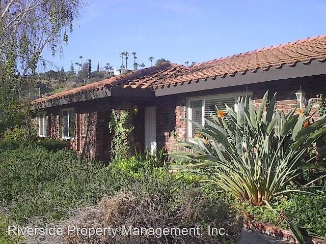 Building Photo - 15747 Rancho Viejo Dr