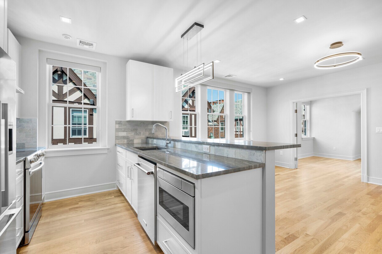 Photo - 26 East Pkwy (Scarsdale, NY)