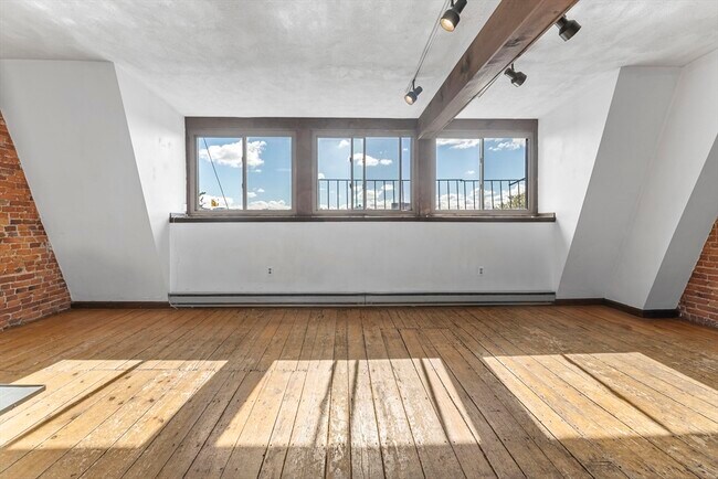 Foto del edificio - 668 Tremont St