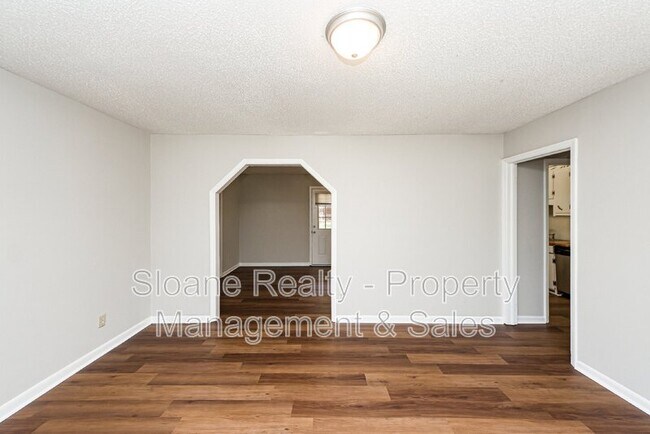 Building Photo - 1240 Old Orchard Rd