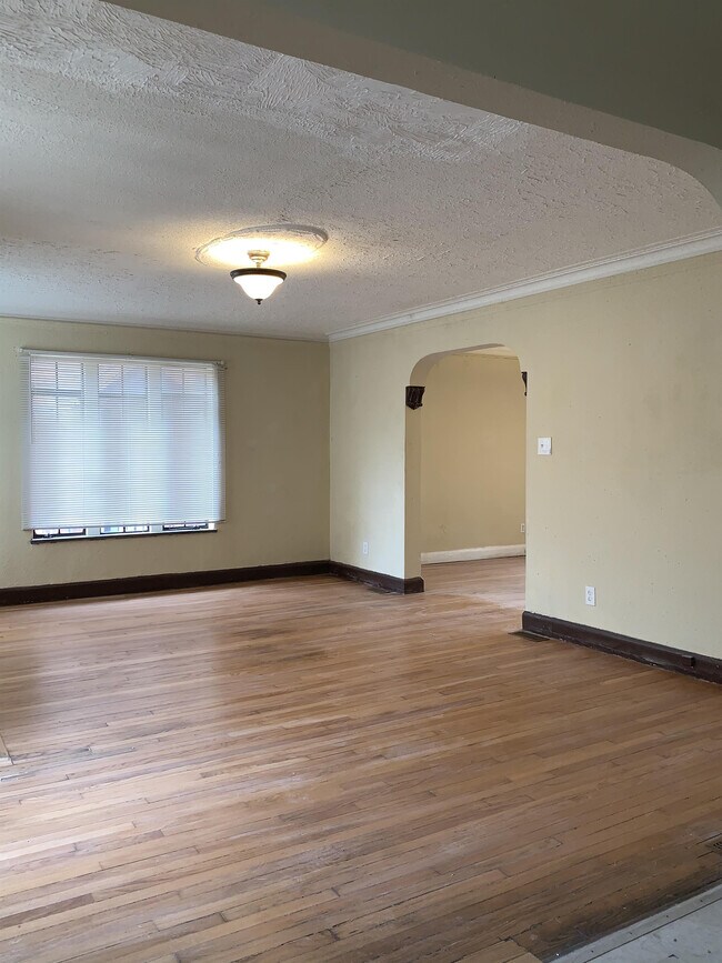 Building Photo - 4674 Audubon Rd