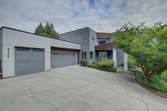Foto del edificio - 4bd/3.5ba Mercer Island Home