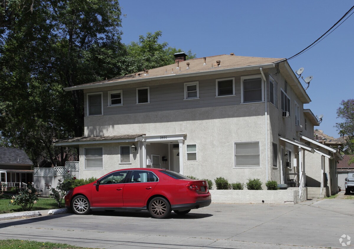 Locust Street Apartments Apartments in Riverside, CA