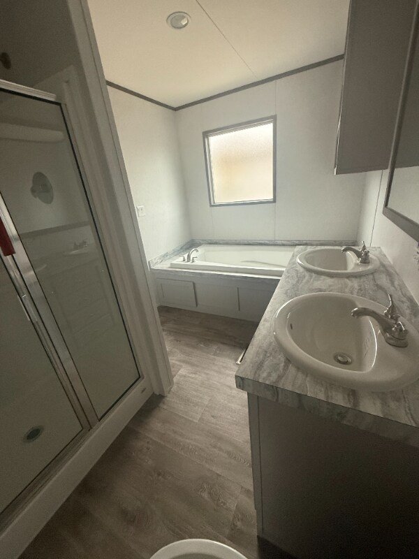 Building Photo - 126 Leon