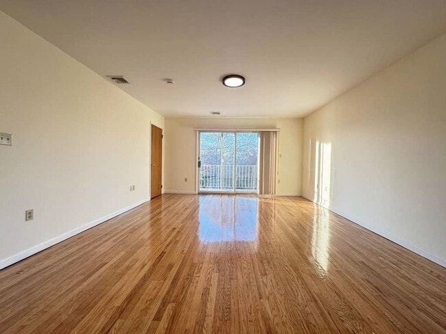 Building Photo - 4414 Liberty Ave