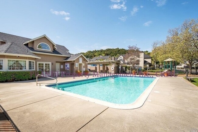 Foto del edificio - 134 Ignacio Valley Cir