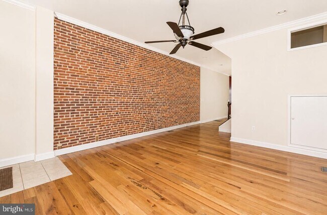 Building Photo - 2205 E Baltimore St