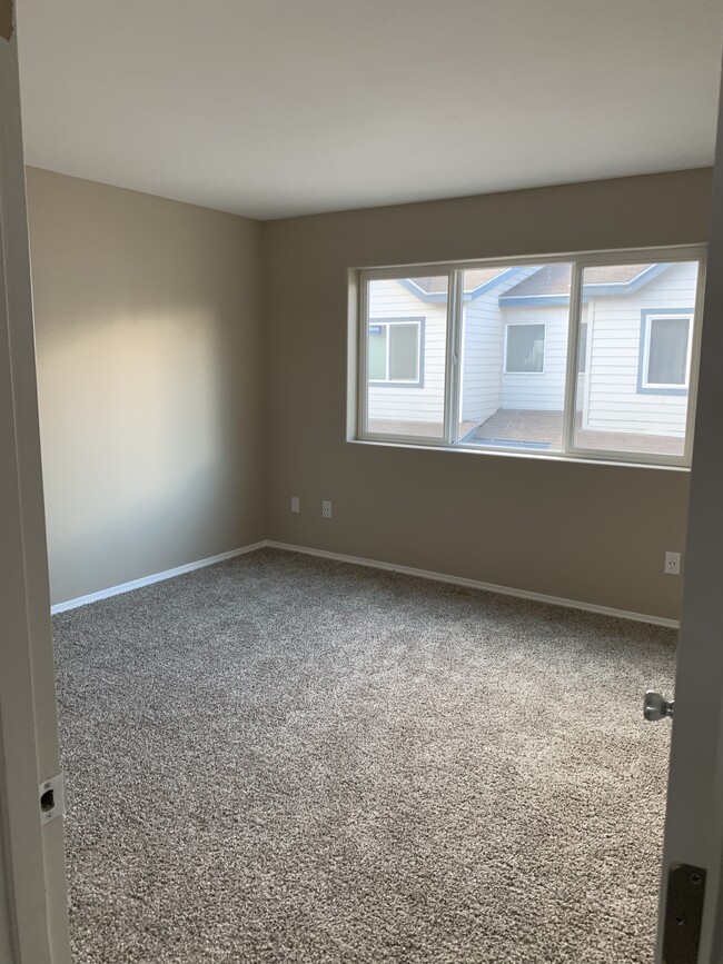 Foto del edificio - 7684 Boundary Ave