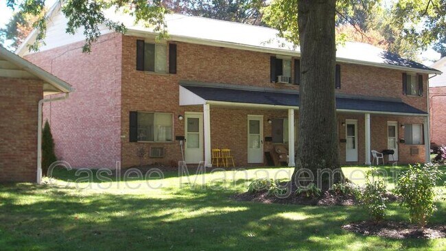 Foto del edificio - 470 Brentwood Dr