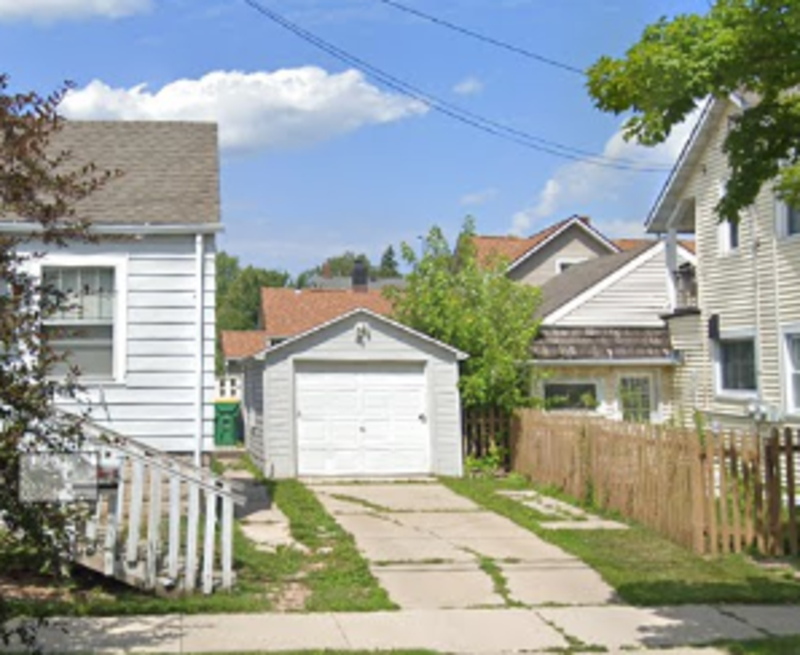 Building Photo - 810 3rd St