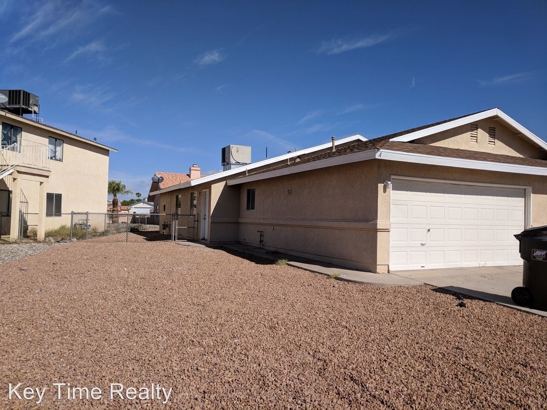 369 Anna Cir, Bullhead City, AZ 86442 Condo for Rent in Bullhead City