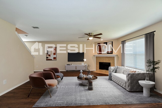 Foto del edificio - 4701 Bridlewood Lane