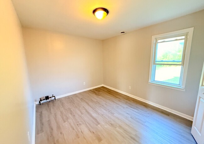 Foto del edificio - 23816 Kathleen Ave