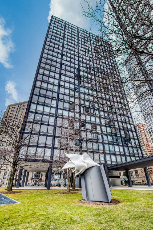 Foto del edificio - 880 N Lake Shore Dr