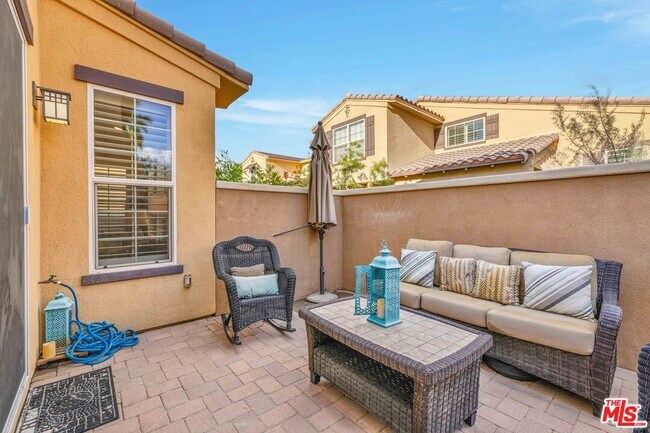 Foto del edificio - 80043 Silver Sage Ln