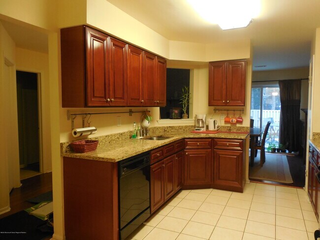 Building Photo - 107 Nathan Dr
