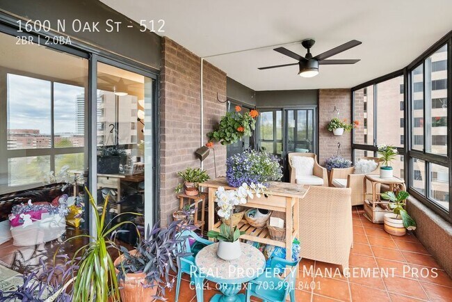Foto del edificio - Stunning Potomac River Views- The Belveder...