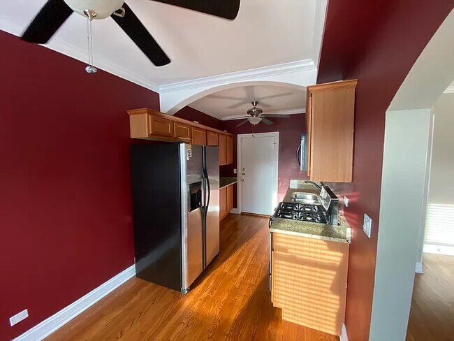 Foto del edificio - 4856 W Warner Ave