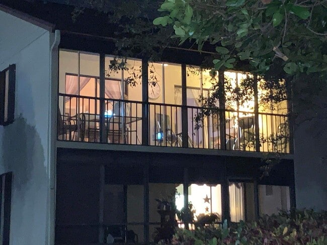 Foto del edificio - 7855 Willow Spring Dr