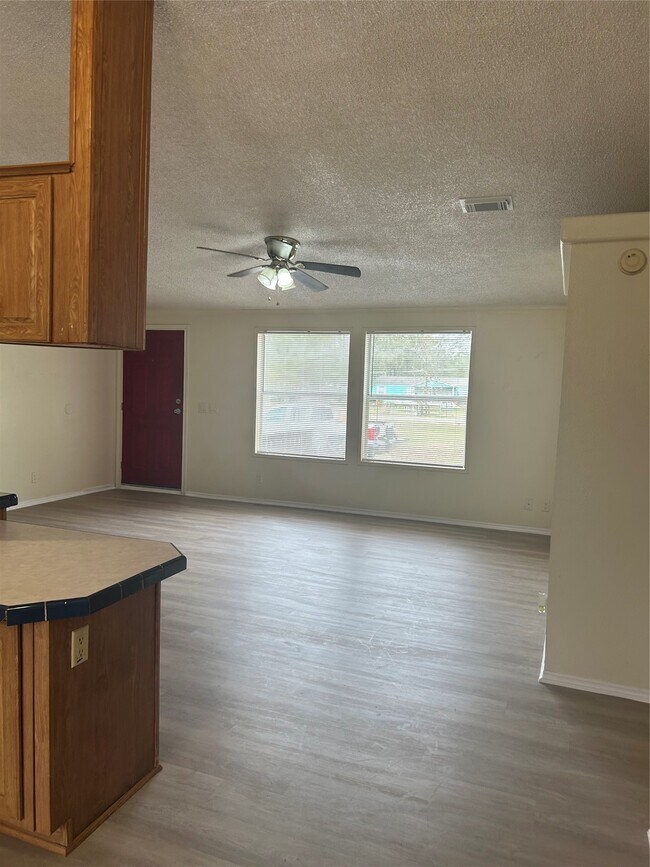 Foto del edificio - 27610 Horizon