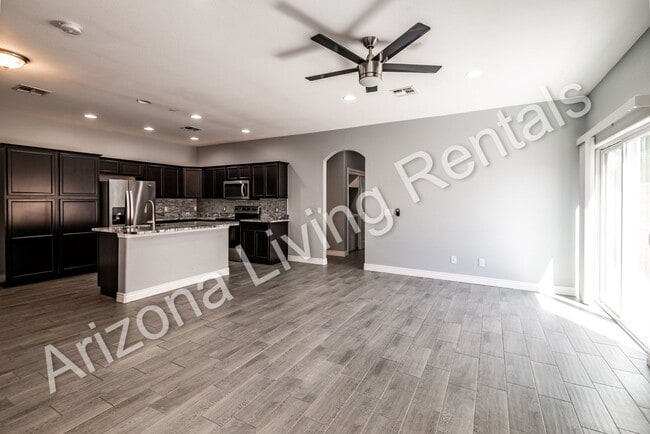 Building Photo - ELEVATE YOUR LIVING EXPERIENCE