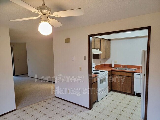 Foto del edificio - 2029 NW Arthur Pl
