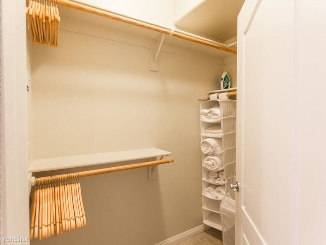 Building Photo - 1 br, 1 bath - 192 Central Ave SW