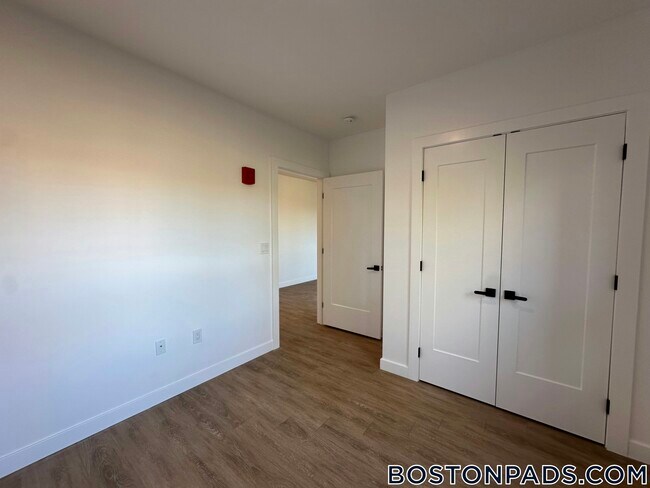 Foto del edificio - 199 Gardner St