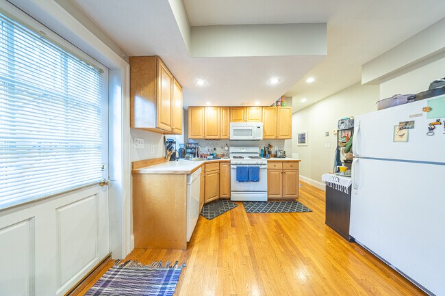 Foto del edificio - 1720 Beacon St