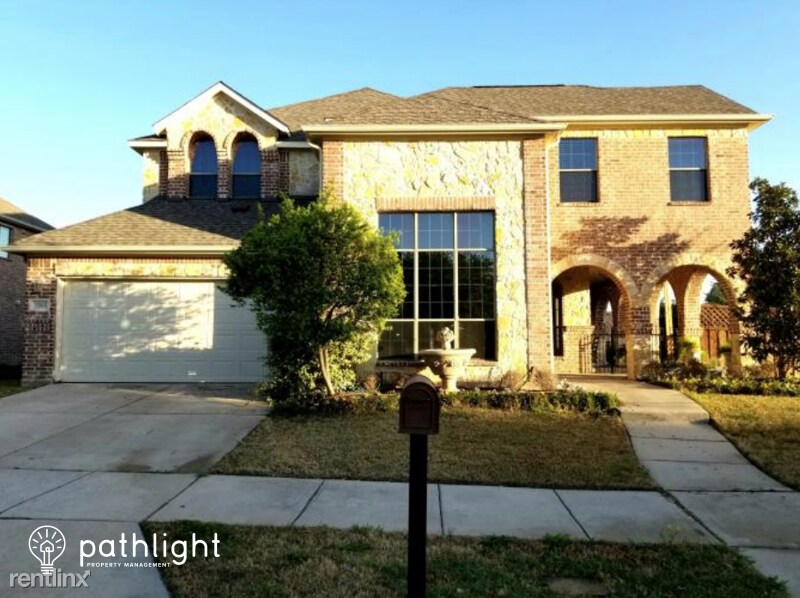 Foto principal - 5 br, 3.5 bath House - 3203 Overhill Drive...
