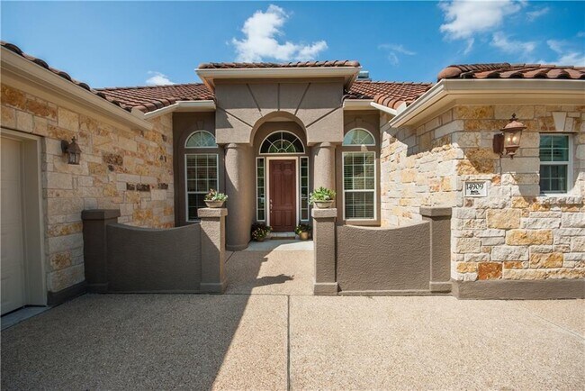 Building Photo - 14909 Spillman Ranch Loop
