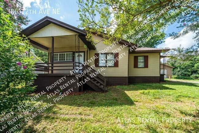 Foto del edificio - 305 12th Ave NE