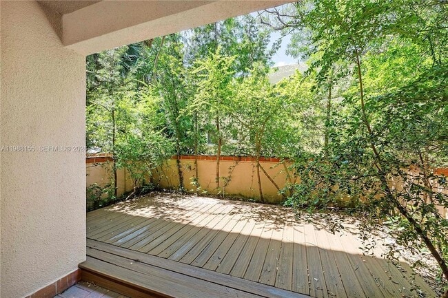 Building Photo - 231 Majorca Ave