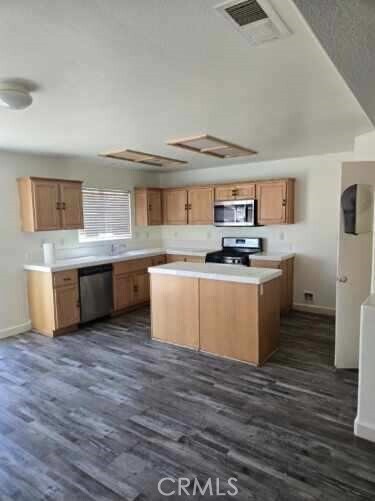 Foto del edificio - 11801 Harwood St