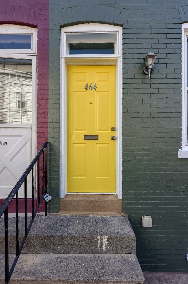 Foto del edificio - 464 Lafayette St