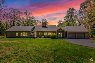 Building Photo - 23 Vine Hill Rd