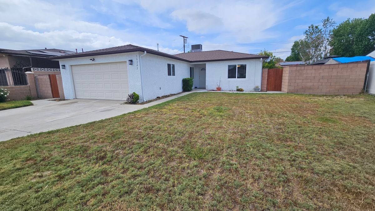 Primary Photo - 16245 Londelius St