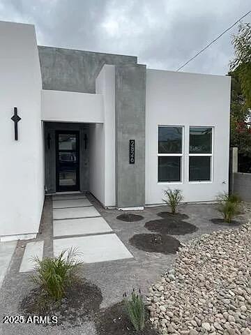 Foto del edificio - 2826 N 28th Pl