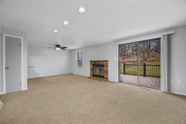 Foto del edificio - 1101 Timberglen Dr